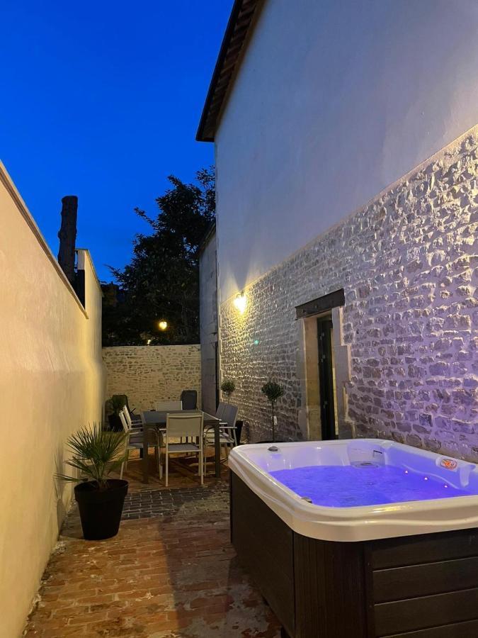 L'Atelier Spa บาเยอ ภายนอก รูปภาพ